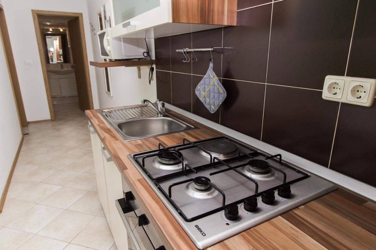 Apartments Lupus Водице Екстериор снимка